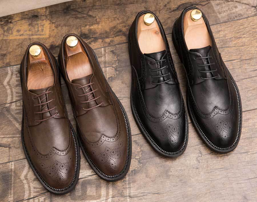 Men's wingtip brogue derby dress shoes