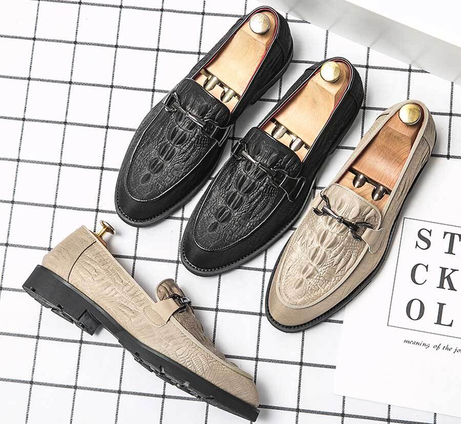 Men's crocodile skin pattern metal buckle slip on dress shoes