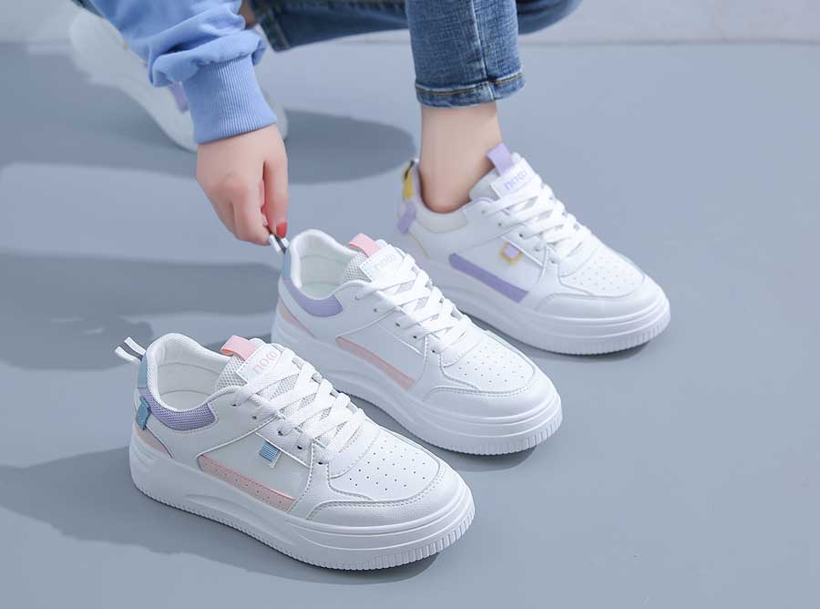 Women's label print casual shoe sneakers