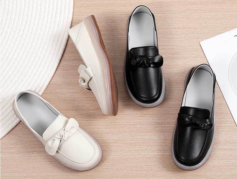 Women's butterfly bow on top slip on shoe loafers