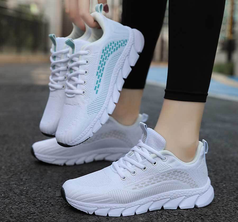 Women's flyknit stripe texture pattern sport shoe sneakers